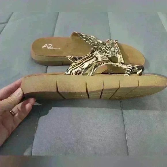 AEROSOLES A2 Animal Print Slide On Casual Comfort Sandals Size 11 Brand NEW cute - Picture 1 of 8